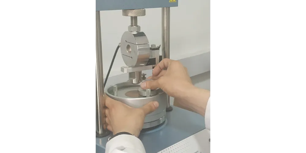 Colocación del montaje en el bastidor